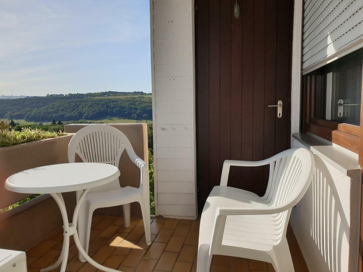 60 Qm Mit Aussicht In Apartment